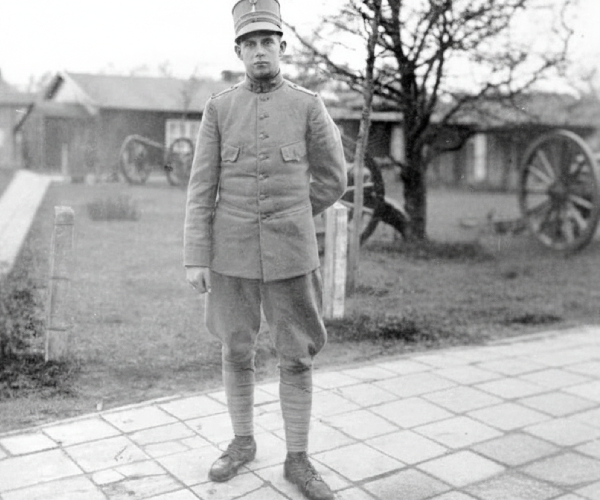 Grenadier Moerman toen.